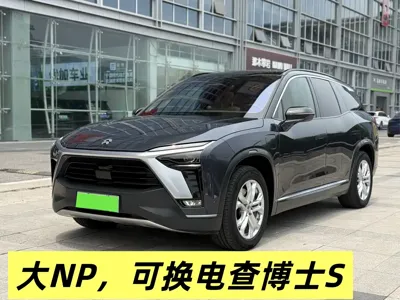 Nio ES8 · 2021 год