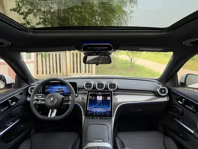 Mercedes-Benz C-Class 2024, 30000 км, за 181800 CNY
