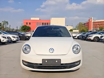 Volkswagen Beetle 2014, 78000 км, за 49800 CNY