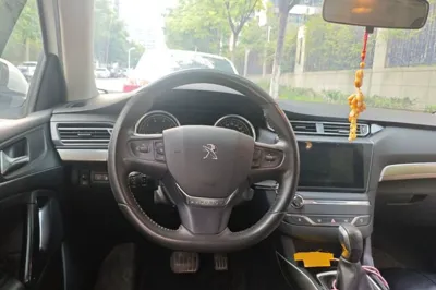 Peugeot 408 2016, 102899 км, за 28422.39 CNY - фото 10