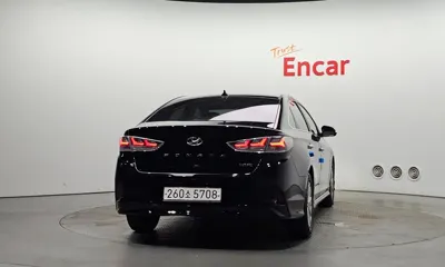 Hyundai Sonata 2018, 89288 км, за 12000000 KRW - фото 4