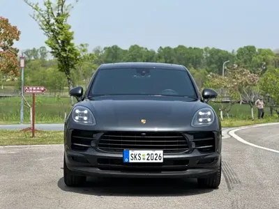 Porsche Macan 2021, 74000 км, за 219800 CNY