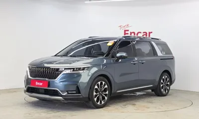 Kia Canival · 2021 год