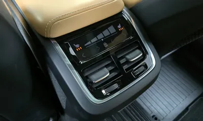 Volvo XC60 2019, 61275 км, за 31500000 KRW - фото 18