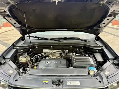 Volkswagen Teramont 2021, 72000 км, за 105800 CNY - фото 11