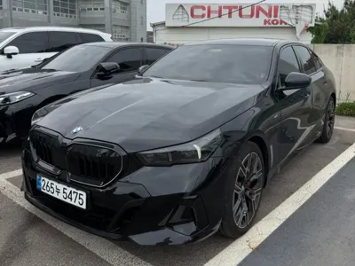 BMW 5-Series · 2026 год