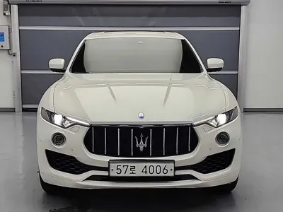 Maserati Levante · 2017 год