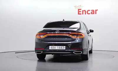 Hyundai Grandeur 2018, 150643 км, за 9900000 KRW