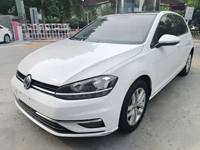 Volkswagen Golf · 2018 год