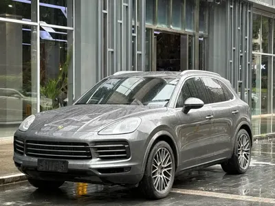 Porsche Cayenne · 2022 год