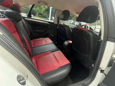Volkswagen Bora 2016, 86000 км, за 25800 CNY - фото 9