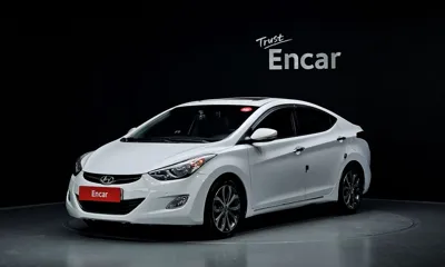 Hyundai Avante · 2013 год