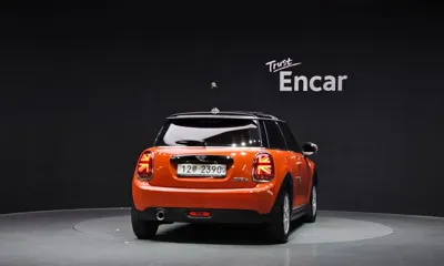 MINI Cooper 2019, 78729 км, за 12700000 KRW