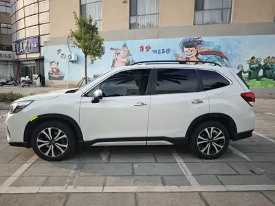 Subaru Forester 2021, 38000 км, за 165000 CNY