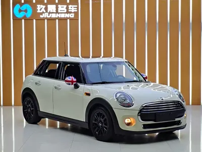 MINI MINI 2018, 49000 км, за 72800 CNY