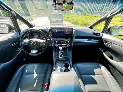 Lexus LM 2020, 53000 км, за 718000 CNY - фото 19