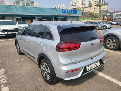Kia Niro 2018, 143557 км, за 9700000 KRW - фото 6