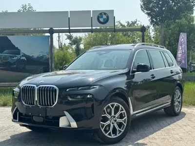 BMW X7 · 0 год