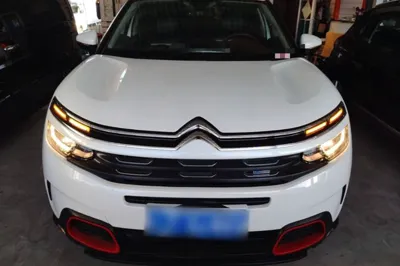 Citroen C5 Aircross 2017, 64100 км, за 64084.46 CNY