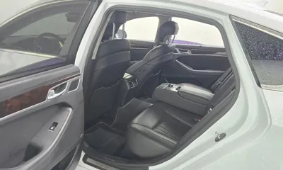Hyundai Genesis 2015, 131178 км, за 10000000 KRW - фото 12