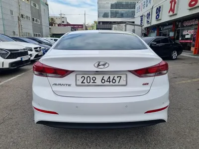 Hyundai Avante 2017, 65844 км, за 10300000 KRW - фото 5