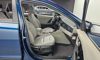 Kia Niro 2018, 101089 км, за 15300000 KRW - фото 26