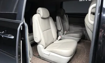 Kia Canival 2018, 136098 км, за 9900000 KRW - фото 12