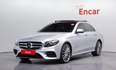 Mercedes-Benz E-Class · 2017 год