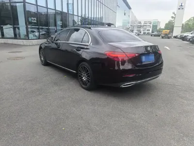 Mercedes-Benz C-Class 2023, 27000 км, за 105600 CNY