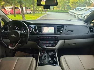 Kia Canival 2017, 75600 км, за 14500000 KRW - фото 7