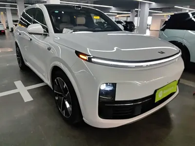 Li Auto Li L8 2025, 9700 км, за 255900 CNY - фото 4