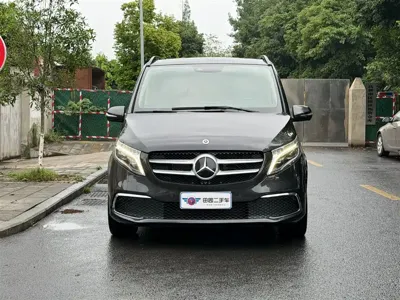 Mercedes-Benz V-Class 2021, 77000 км, за 214000 CNY - фото 2