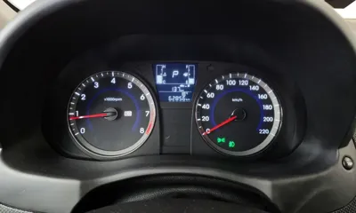 Hyundai Accent 2017, 62856 км, за 5500000 KRW - фото 8