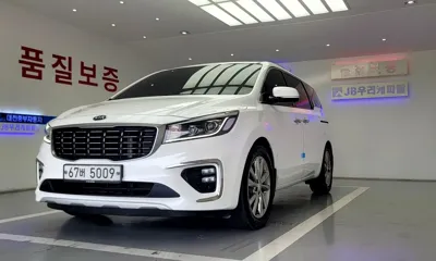 Kia Canival · 2019 год
