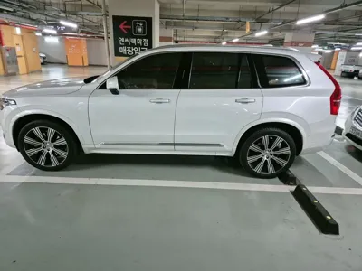 Volvo XC90 2023, 46269 км, за 30520000 KRW