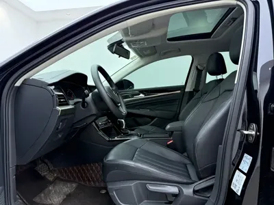 Volkswagen 帕萨特插电混动 2022, 56000 км, за 79800 CNY - фото 6