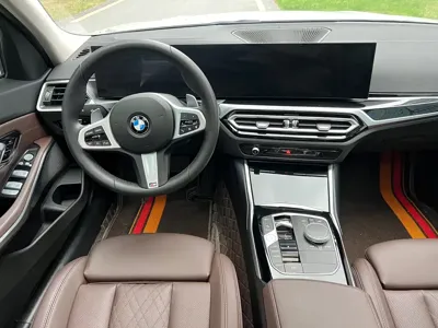 BMW 3 Series 2023, 16000 км, за 228000 CNY - фото 9