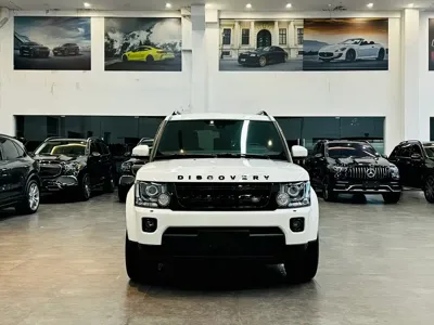 Land Rover Discovery 2016, 46000 км, за 348000 CNY