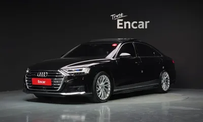 Audi A8 · 2021 год