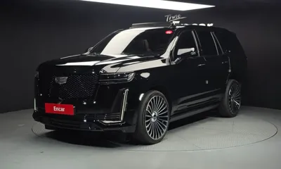 Cadillac Escalade · 2021 год