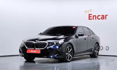 BMW 5-Series · 2025 год