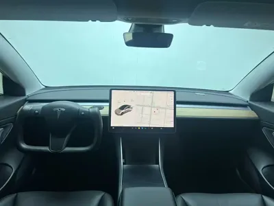 Tesla Model 3 2020, 63000 км, за 89800 CNY - фото 9