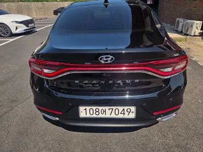 Hyundai Grandeur 2018, 159425 км, за 9790000 KRW
