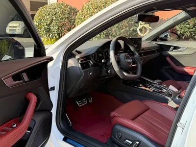Audi A4L 2024, 20000 км, за 109300 CNY