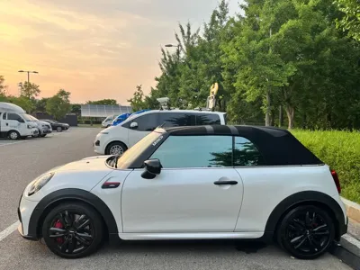 MINI Cooper Convertible · 2024 год