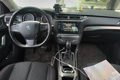 Peugeot 408 2015, 126200 км, за 30237.37 CNY - фото 6