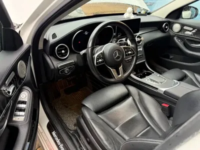 Mercedes-Benz C-Class 2019, 50000 км, за 96000 CNY