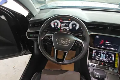 Audi A6L 2022, 83500 км, за 218561.51 CNY - фото 11