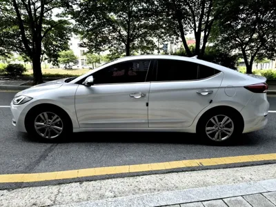 Hyundai Avante 2016, 70766 км, за 10500000 KRW - фото 7