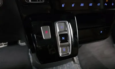 Hyundai Staria 2022, 71234 км, за 27990000 KRW - фото 9